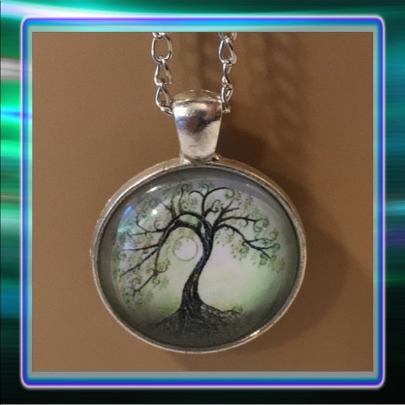 Tree of Life with Moon Necklace - Picture 5 of 10